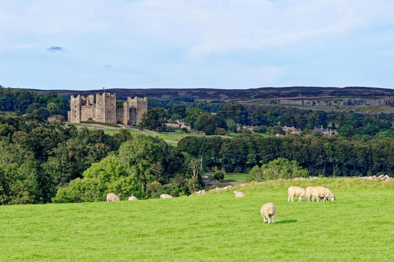 Aysgarth Falls Hotel & Restaurant Exteriör bild