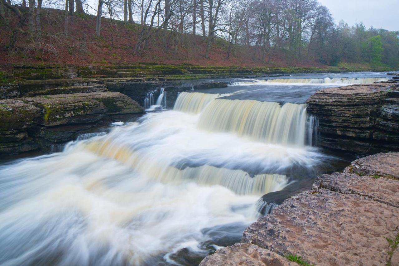 Aysgarth Falls Hotel & Restaurant Exteriör bild